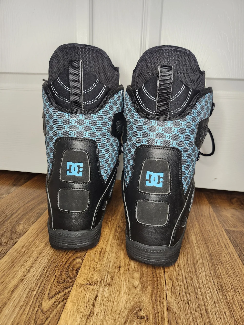 Y2K DC Phase Monogram Snowboard Boots Black and Blue Size 7W
